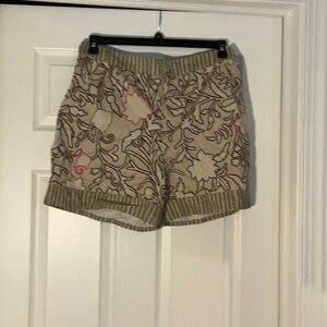 Knox Rose Beige Floral Women's Shorts